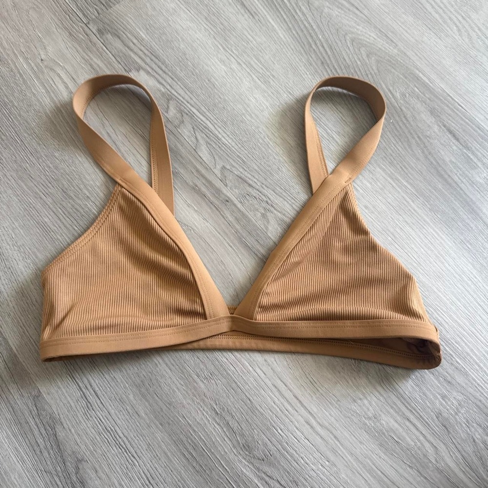 L space size M bikini top